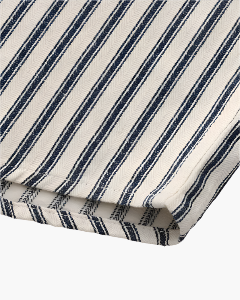 Herrenhemd mit Streifen